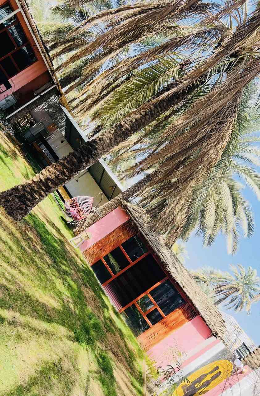 قطعه 500 متر بيها غرفتين وصاله وجلسات ثنين وصحيات داخليه وخارجيه سكف سندويج زراعي قرار محكمه  25 طريق كربلاء بغداد عمود  260 يم الامام عون تبعد عن الشارع العام 500 متر خدمات كامله بيها 8 نخلات  ترهم سكن وترهم لزوار الشراي الحقيقي يتصل ع الرقم ***********
