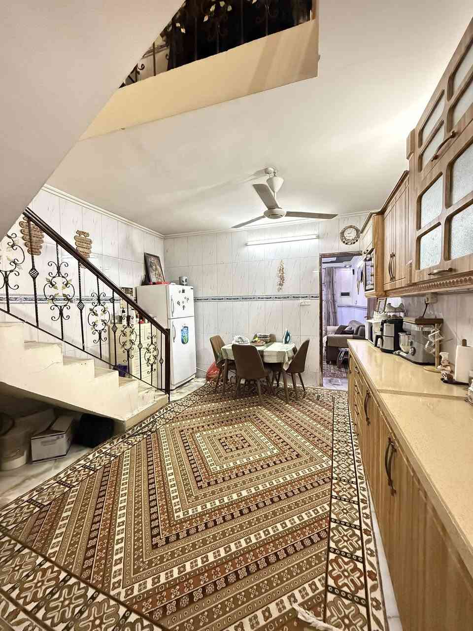 للبيع✅
80م.      20x4
الموقع📍الشعب-خلف النادي العربي
يحتوي على/
گراج-استقبال+صالة+مطبخ حار+غرفة نوم بالطابق2️⃣

🔸السعر:165 قابل للتفاوض

مكتب الثقة للعقار
حي اور-شارع نادي النفط-مقابل عيادة سناريا لطب الأسنان
***********📳
***********📳
