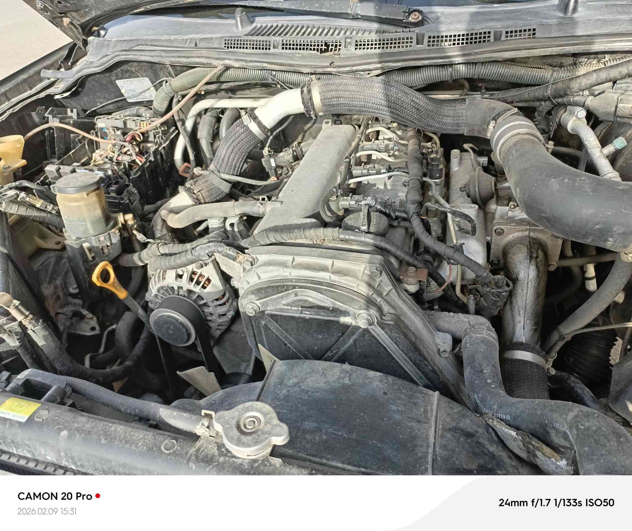 السلام عليكم للبيع مديل 2012بيه تجيه خفيفه جاهزه تبريد تدفه حداده تخم تاير مكينه مسكر ستاركس كير اوتماتيك سنويه2027مكاني بصره مدينه ***********
