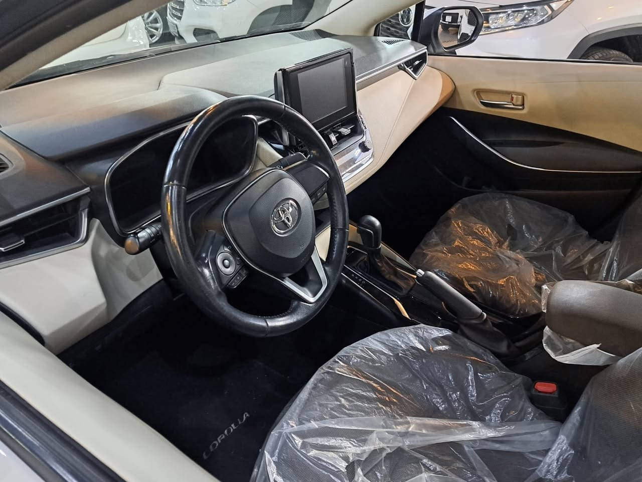 تويوتا كرولا شركة جيهان خليجي ماشيه ٥٢ الف كم ٢٠٢٤ للاستفسار اتصل ***********-***********
