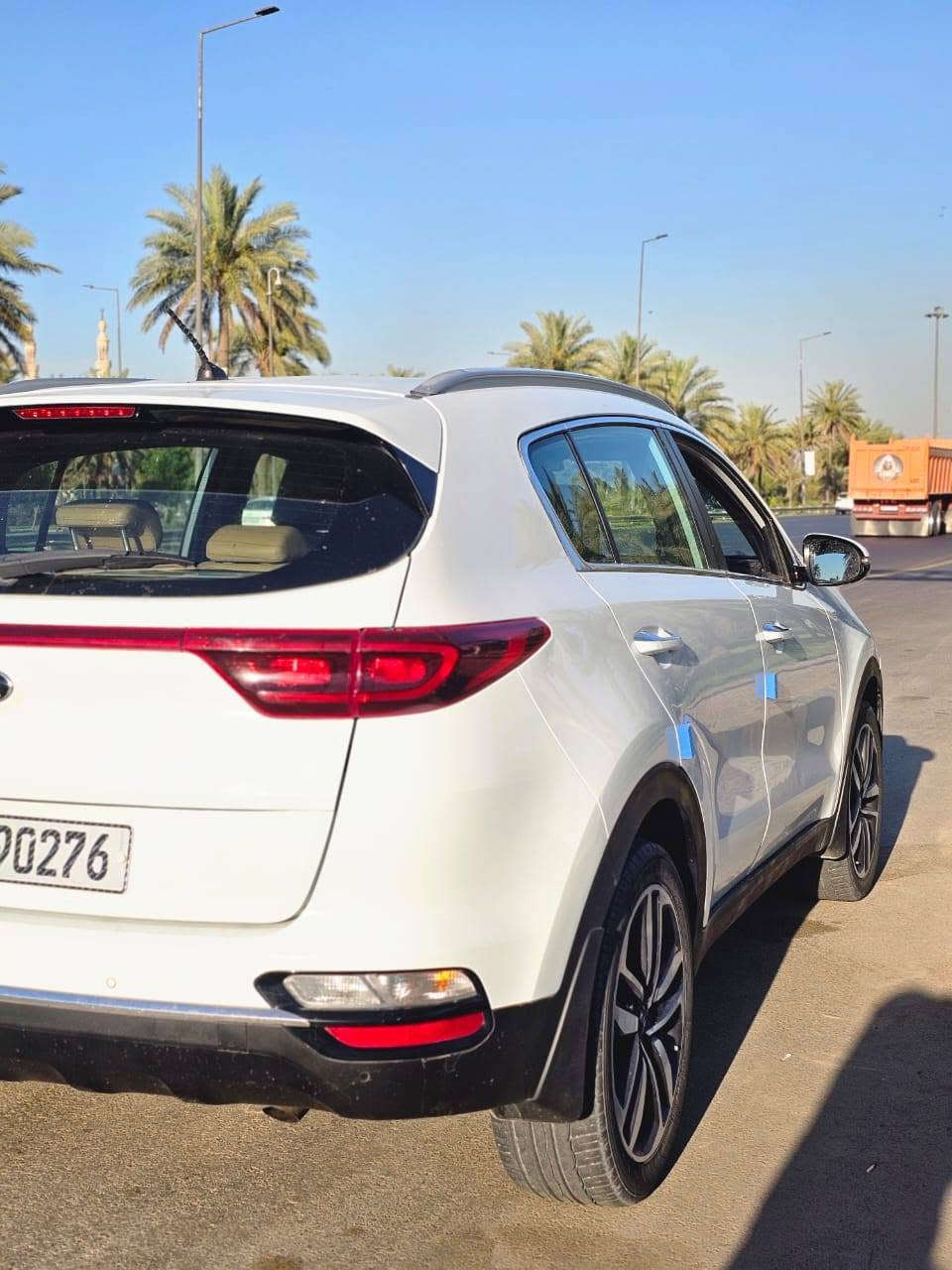 سبورتج 2020خليجي
ماشيه 120.
محرك 2000 دوش ع شركه 
السعر 179 
مكفوله من الصبغ والتبديل السونار مرفق بل منشور شوف واقتنع وخابر 
العنوان بغداد 
للستفسار اتصل على الرقم ***********
