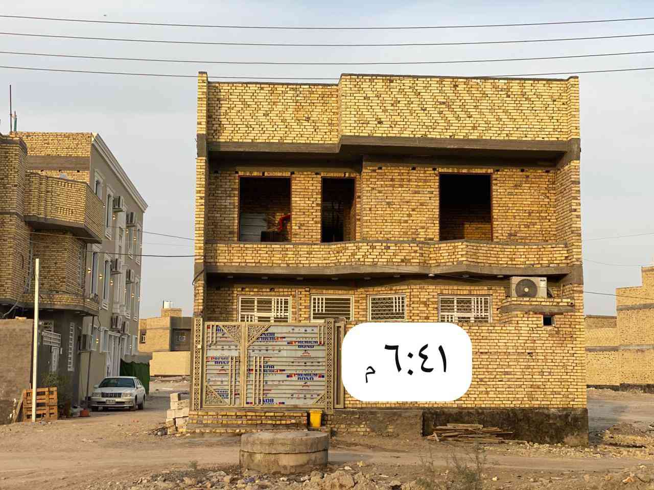 بيت بالموحية بال37 قريب من باب الجامعة الخلفي ركن وجهين مساحة 100م طابو جاهز مداور ثاني يوم البيت طابقين الطابق الثاني عوزة تشطيبات قليله السعر 180 مليون بلاش قياساً بموقعه وبنيانه
***********
