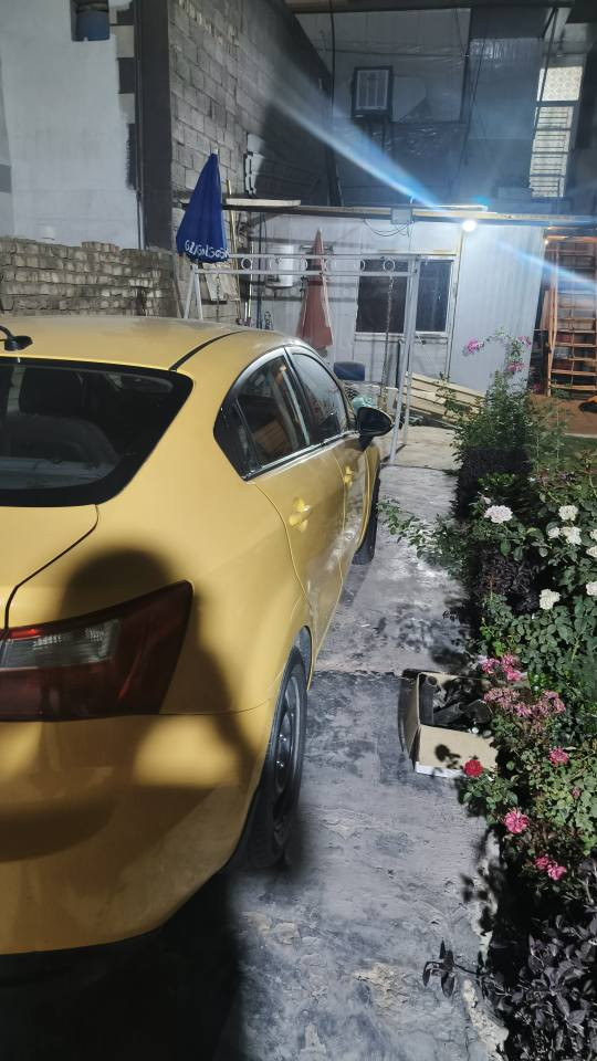 كيه ريو امريكي موديل ٢٠١٣ ليبل واحد تبريد ثلج منضومه جديده كامله كهربائيات بلاديه محىرك شاده قبل شهرين اشبه بالجديد محرك ١٦٠٠  مصفر هيئه رايده ب 75$ وبيه مجال مكاني حي الجهاد بغداد 
***********  
‏‪***********‬‏
ابو هاله بغداد, العراق
