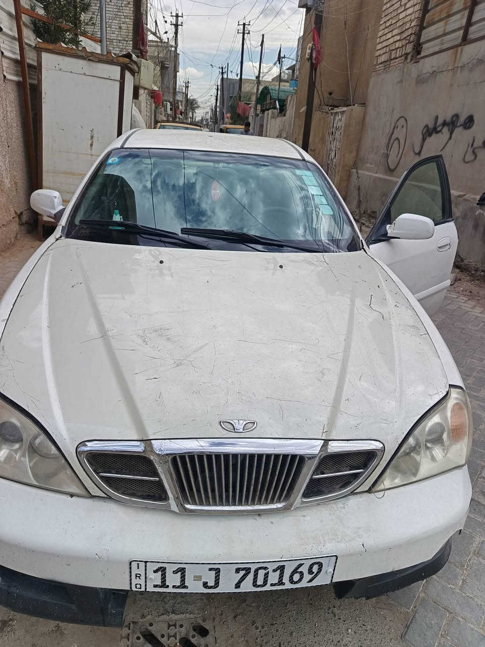 سلام عليكم ورحمة الله وبركاتة سياره البيع شوفرليت ابيكا موديل 2006 كير ومكينه وتبريد وكهربائيات كله خير من الله سياره عوزه بس صدر ولباقي كله شغال وخير من الله كير عادي مكين الفين 2000 ورقمه بغداد نكليزي بسمي مصفره غرامات وشرط تحويل سنويه الحد 31 سعر الساره 28وبيه مجال مكان بغداد الجديده الامين الثانيه ولخاص مفتوح وهذا رقمي ***********بي وتساب الشراي يتفضل
