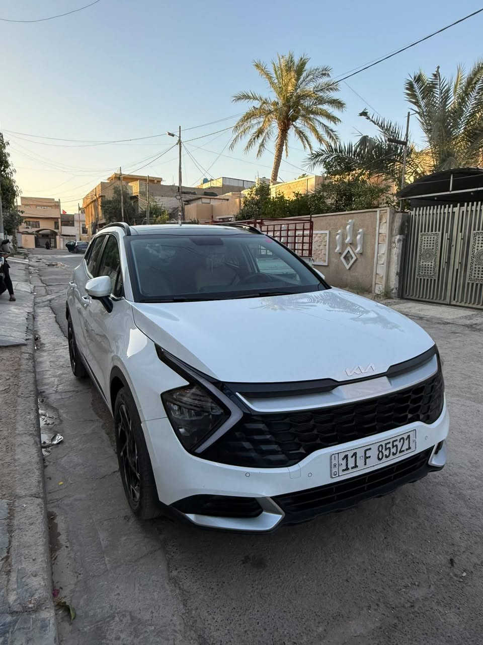 للبيع كيا سبورتج موديل ٢٠٢٥ ماشيه ١٤ الف فول عده  الكشنات تبريد بيها رصعه بالباب خلف السائق بعدهة بالضمان شركه النون السعر ٢٣٠ بيها مجال مكاني بغداد الدورة ***********

