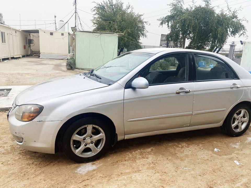 سبكترا 2009 بغداد بسمي مكاني كربلاء الشبانات كير ومكينه تبريد بحاله جيده ضررها باب وره سايق بيها مكانات صبغ ابيع صبغ عام تخم تاير ولي كب جدد جواها سعرها( 75 )بيها مجال (***********) ترهم مراوس واطي فرق بسياره احدث
