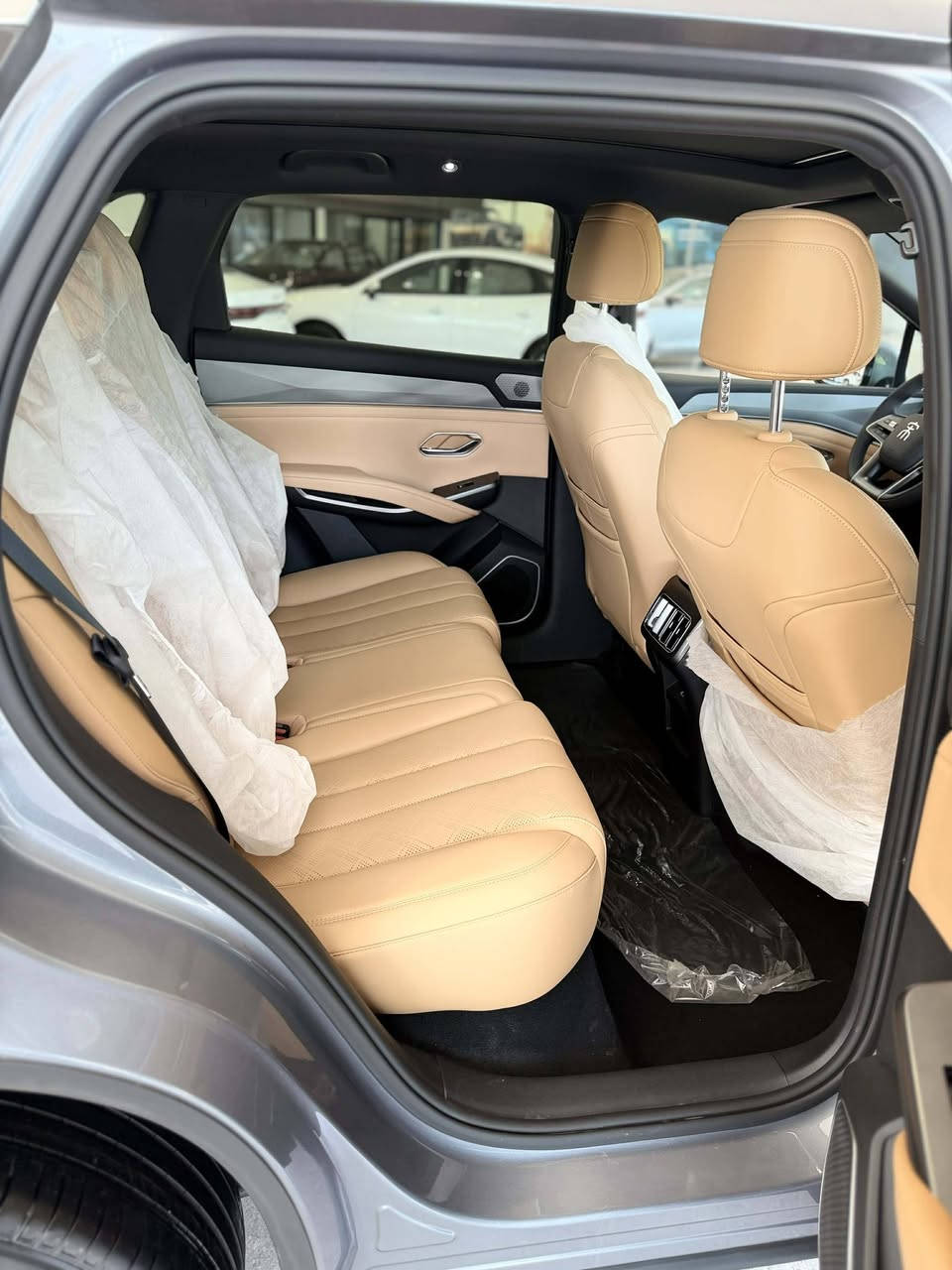 سلام علیكم 
Byd song L 2025 
باتري 120
5 کامیرا
عنوان محافظة السلیمانیة 
***********
