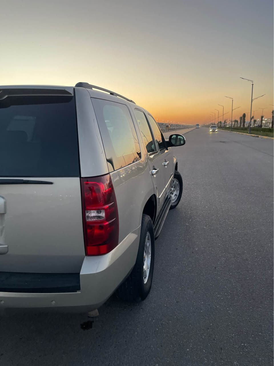 السلام عليكم ***********
تاهو 2010 خليجي 
مكينه وكير مكفولات 
حداديه امامي وخلفي جديد 
تخم تاير جديد
تبريد شرط ثلج 3 قطع
تدفئه شغاله
كهربائيات كلها شغاله 
منضومه زنون اصلي 
سياره خليجي وكلها ع بلاد
مكفوله عدا فقط ارباع الابواب الخلفيه اثر خياس بسيط 
الباقي كله مكفول ضربه صبغ تبديل 
سياره جاهزه من كلشي 
رقم بصره تحويل ثاني يوم 
مكانها ابو الخصيب مهيجران 
سعرها 205 بي مجال قليل للشراي 
بيع فقط بدون مراوس 
*********** رقمي ابو الخصيب, البصرة
