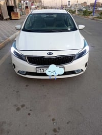 موديل 2018 رقم بغداد تحويل مباشر مكفوله السياره فقط بيهه ملاحظات بسيطه...