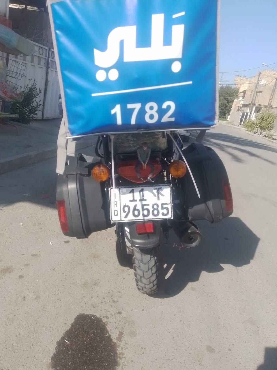 بوكسر 
 موديل .22 
 دراجه خير من الله رقم نكليزي 
سعر 2300 وبيه مجال

***********
