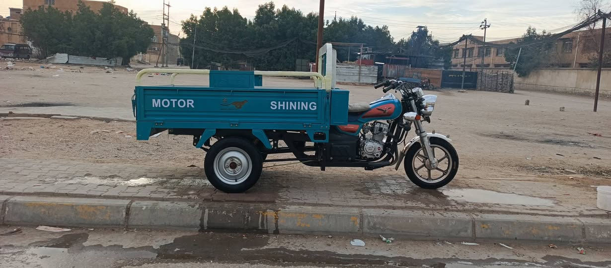 23للبيع مكفولة أوراق وشاصي ومكينه بسمي من الوكيل مكاني كربلاء 2500وبيه مجال اشويه ***********
***********
