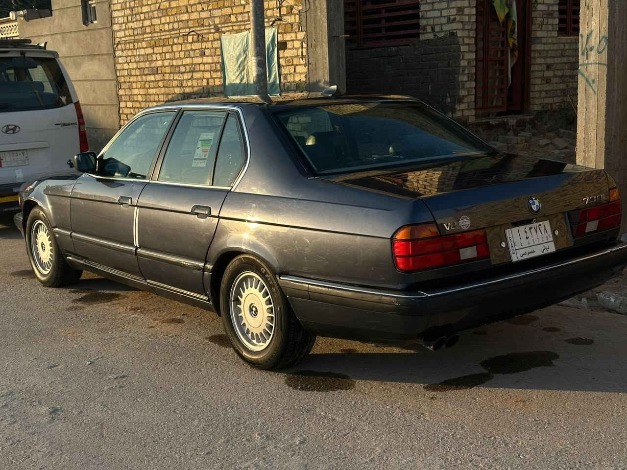 السلام عليكم بي ام موديل 1994مكينه وكير وحداديه جديده السياره بلاديه من كلشي كهرباء وصبغ بيهة رشات السياره نقصهة دعاميه اماميه تعبانه غرفتهة نضافه 100/100
***********
