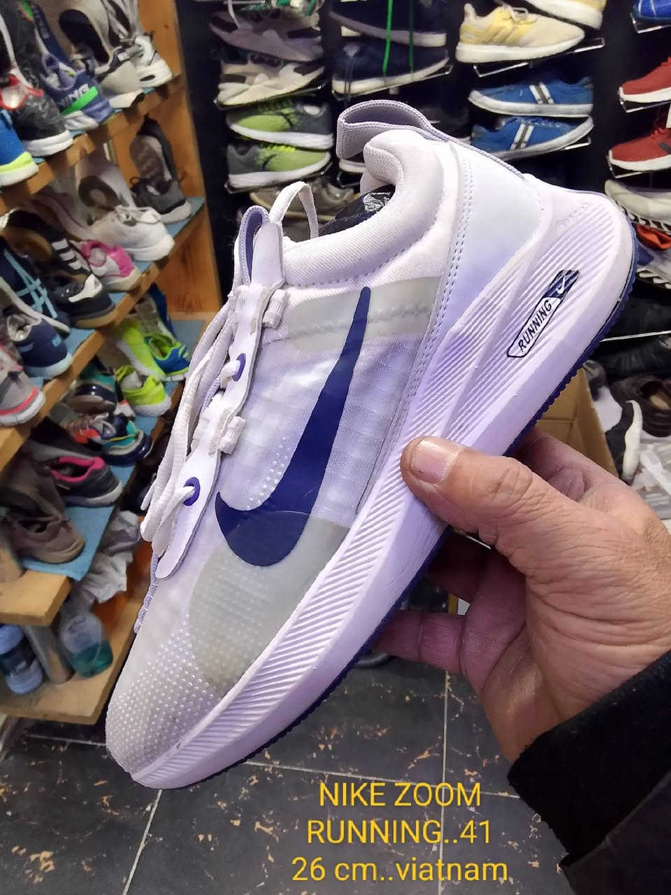 كل هذا الجمال والنظافه والماركات الاصليه
والقياسات المختلفه موجوده عل صور
سعر القطعه بلاش والله بلاش
بس 15الف بس 15الف القطعه الوحده
توجد خدمة توصيل كل المحافظات 
للحجز والاستفسار راسلنا واتس اب وماسنجر عله الرقم الموجود ***********ابو ايمن
ملاحظه..لا تنسون متابعة الصفحه لأن جديده
فضلا وليس امرا
