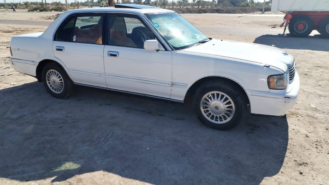 ارنب ايسر بلاد مصبوغ جماليه موديل ٩٤ سنويه لل ٣٠ كير ديفور مكينه ثنين ونص حداده جديده جاهزه السياره مكاني البصره قضاء المدينه رقمي *********** وسعره ٥٥ وبيه مجال
