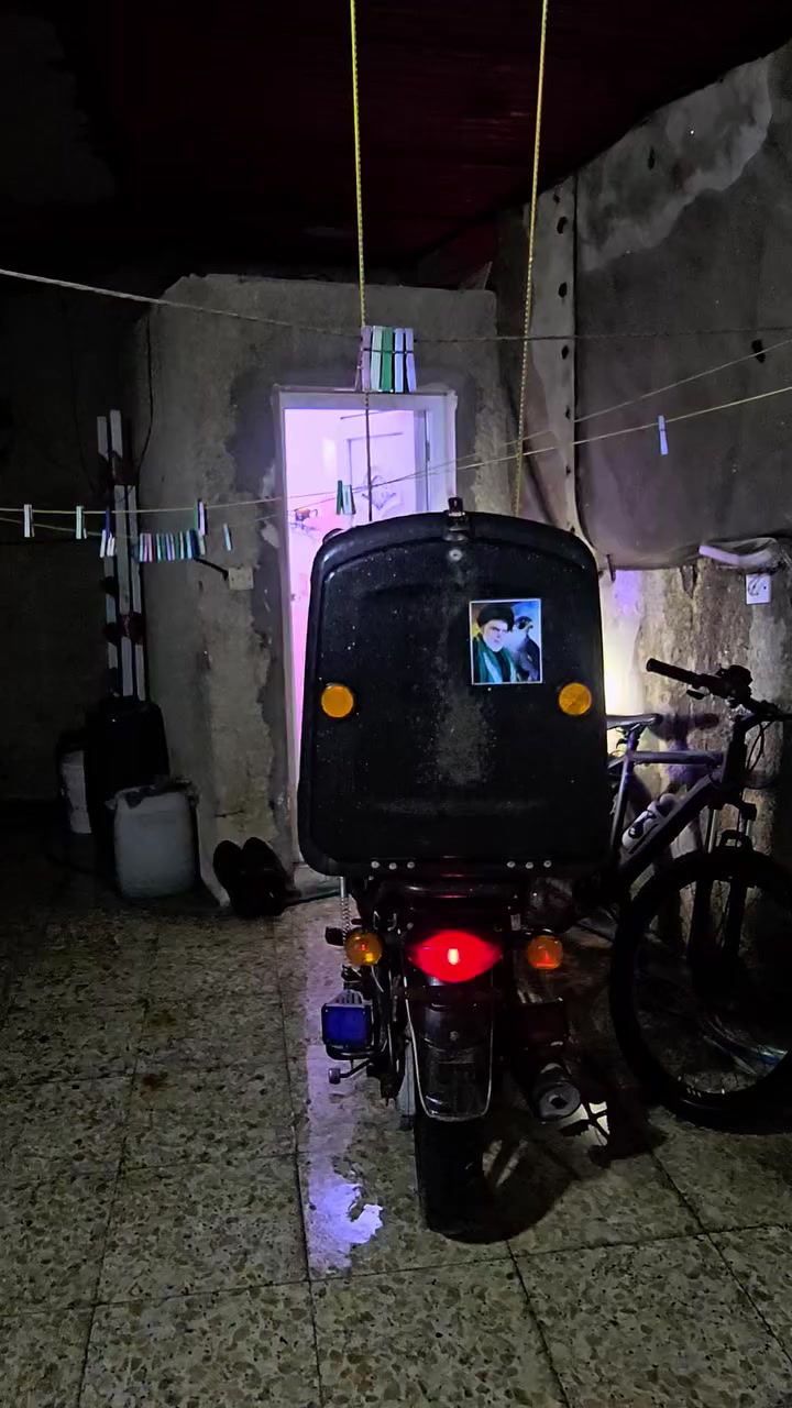 السلام عليكم بوكسر 2022 مسجلة 2020 بالسنويه وهي طالعه بل 2022 شهر ال 8 دراجة خير من الله شلعه ومعدل ما موكفتني ابد الحمد لله تجفيف شركة بس بوشه وبستم  قبل شهرين باسمي لوحات و سنوية انكليزي رقم جديد تحويل ثاني يوم بأي مرور يعجبك تجي تشتري من باب البيت تفحص بيدك او جيب وياك فيتر و تعال بغداد البلديات 
رايدها 1.900.000 مليون و تسع ميه و بيها مجال 
***********
