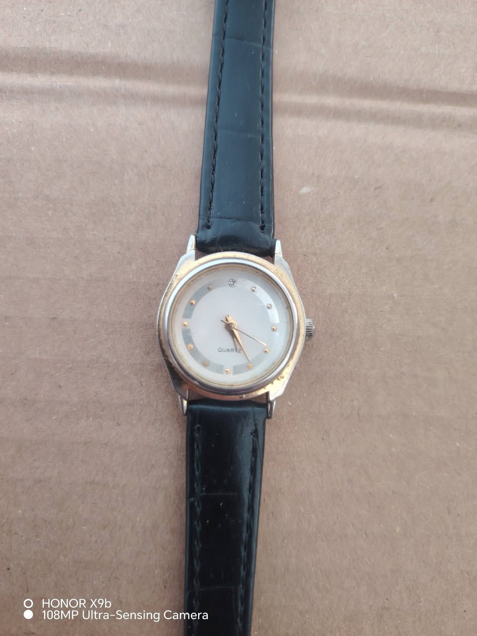 السلام عليكم عندي هااي ساعات مركه قديمه البيع شلعه


**إذا كنت صاحب هذا الإعلان وتريد حذفه لأي سبب، رجاءا أرسل رسالة إلى الدعم الفني**