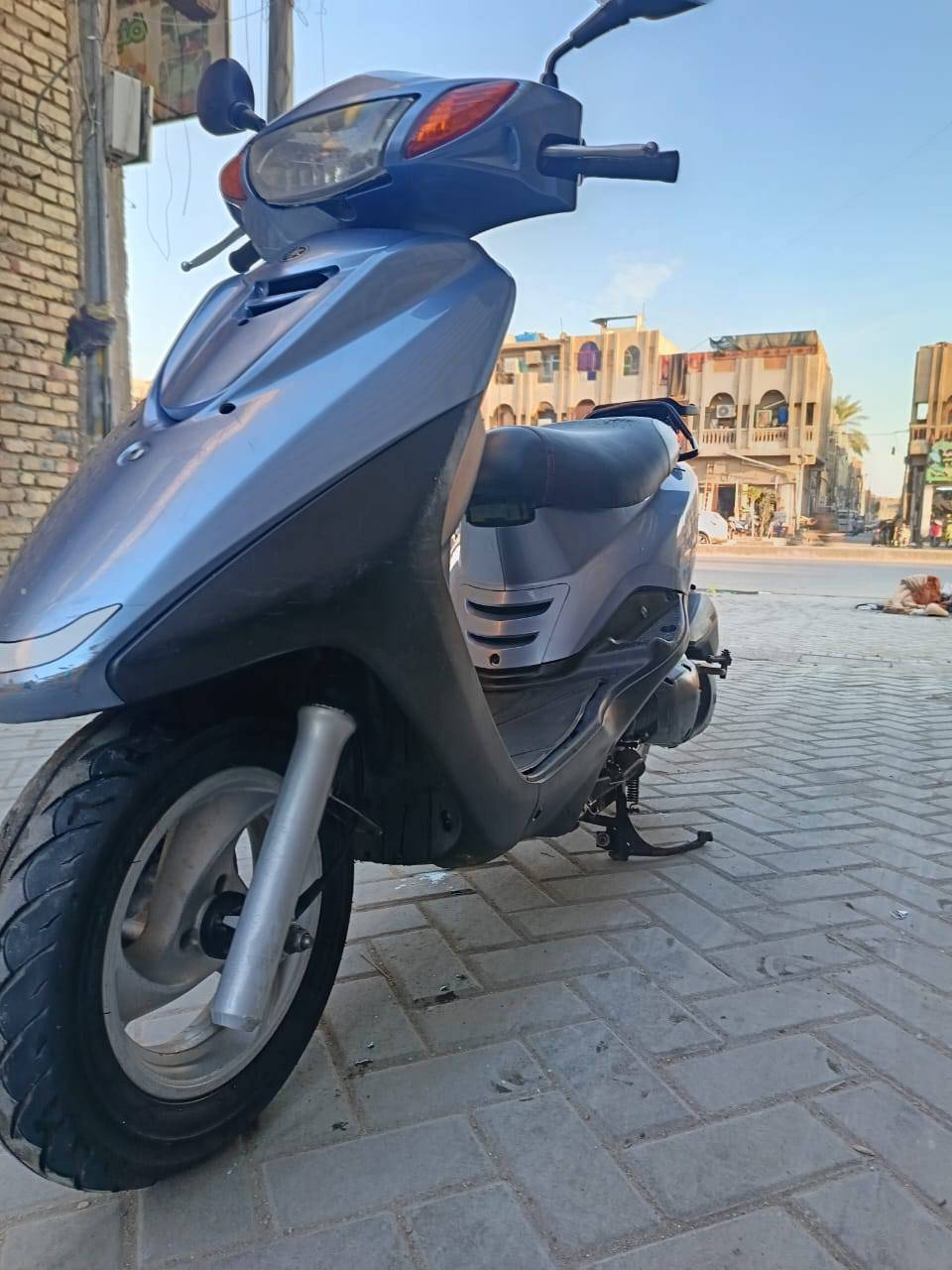 السلام عليكم
دراجة اكزز الياباني جديدة لوك
سرعة 140+ نوزل + خطين + اسلف اصلي
ستاند حساس كهرباي+ وراقها ابسمي 
كفراتها اصلية+محركها مكفول كفاله عامه 
الشراي يتصل ***********
شرط جيب فيتر وتعال فحص براحتك
