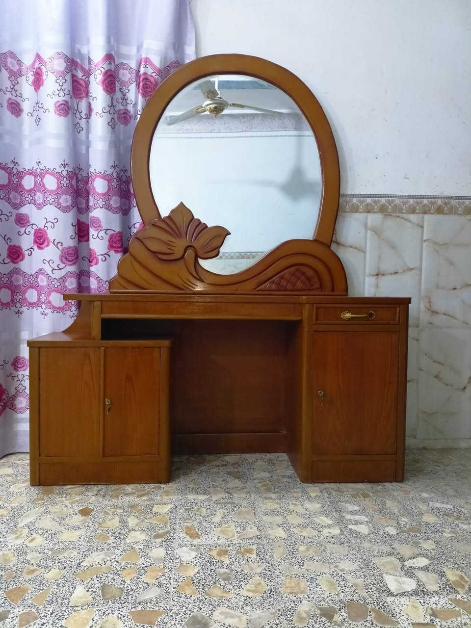 بالحقيقه احلى من صوره
غرفه عراقيه (تسكام ) قويه كلش اخت جديده داخل وخارج  صاج  سعر 540 الف بيه مجال المكان نجف ***********‬‏
