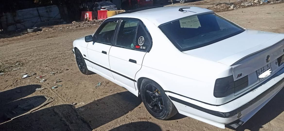 بي ئم 525رقم بغداد انكليزي باسمي محرك مسكر فانوس مكاني بغداد رقم الهاتف ***********
