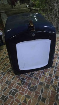 صندوك دلفري للبيع كامل ملحقات السعر 25 رقم 07779969556