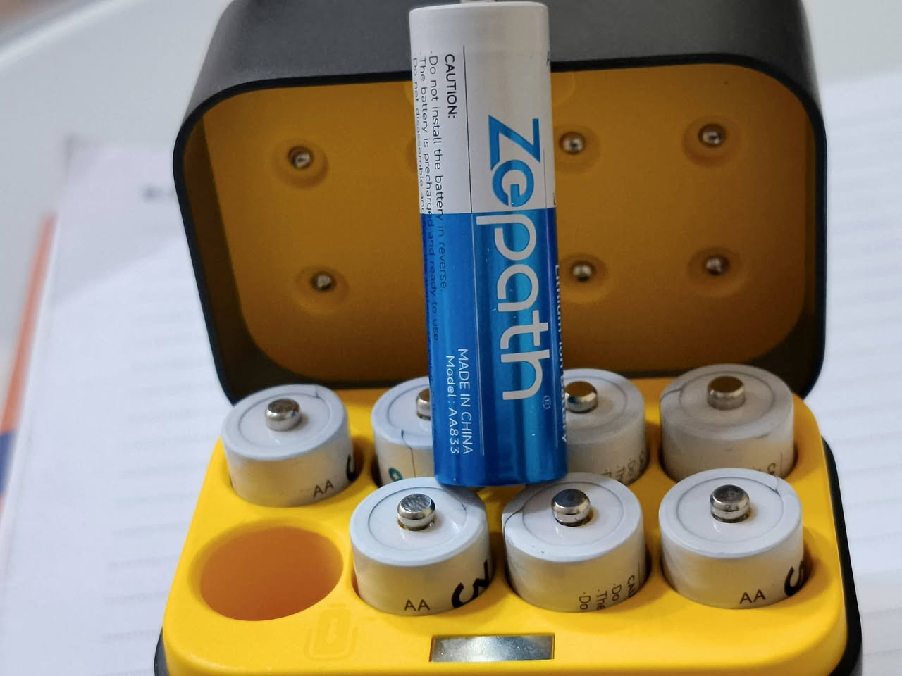 بطاريات شحن
تفيد للكامرات و الفلاشات تنطي شحن فترة طويلة من الشحن يشحنن بمنفذ شحن type c عدد ٨ 
سعرهن ٣٥ الف


**إذا كنت صاحب هذا الإعلان وتريد حذفه لأي سبب، رجاءا أرسل رسالة إلى الدعم الفني**