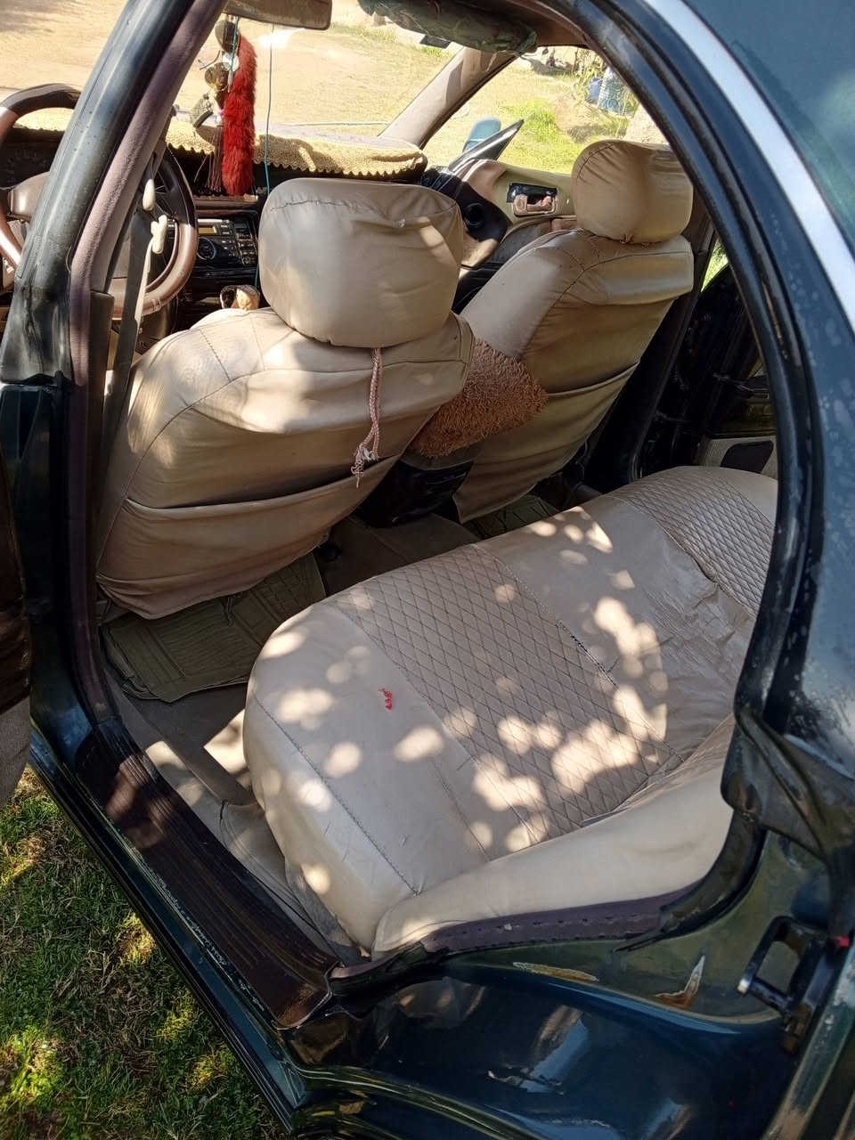 بطه منفصل  عنواني صلاح الدين موديل ٩٢ نضيفه. السنويه ٢٠٢٩ صاحبه موجود بسمي السعر ٥٣ بيه مجال الرقم ***********
