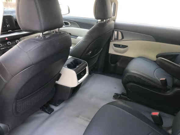 سلام عليكم 
بيع مستعجل كية كرنفال موديل 2024
السيارة جديدة ماشي 16فقط 
السيارة رقمها
فحص اربيل 
السعر 243 العنوان بغداد 
***********
