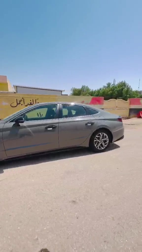 سوناته موديل 2021
لون سمنتي 
فول عده البنرامه
رقم اربيل 
حادث السياره قطعه وحده 
جاملغ ايمن حادث بسط بدون دواخل 
ماشيه 59
داخله جدد 
مكينه 2500 المرغوب 
المواصفات معروفه 
سياره جديده 
مكانه بابل مركز المدينه 
للاستفسار 
الرقم ***********
