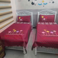 للبيع • سرير • أثاث غرفة نوم