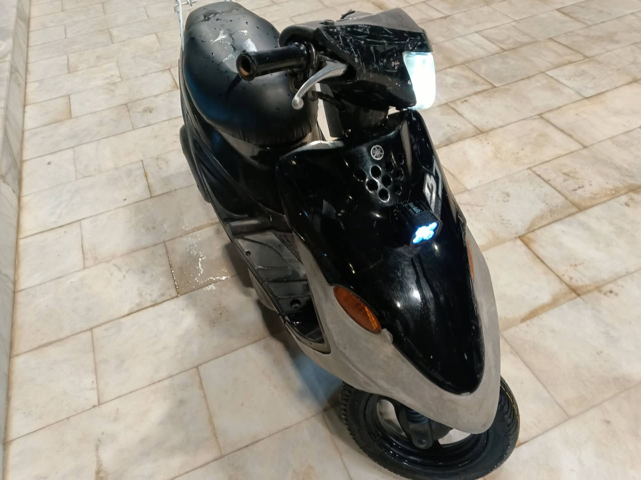 السلام عليكم للبيع بيجي 60 كامله مابيهه كل نقص دراجه خير من الله مكاني كوت داموك السعر 200 وبيهه مجال رقم الهاتف ***********
