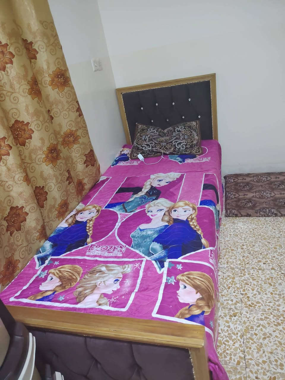 للبيع فصال خشب صاج ثقيل السعر الواحد 120 او بي مجال


**إذا كنت صاحب هذا الإعلان وتريد حذفه لأي سبب، رجاءا أرسل رسالة إلى الدعم الفني**