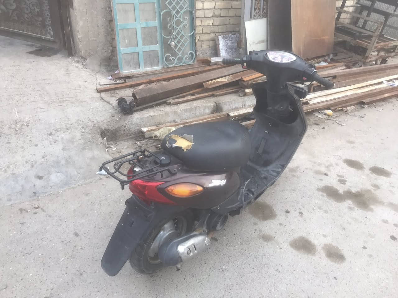 عصفوريه شغاله مجفته كهربائيات وسلف وشلعه خير من الله 

السعر 250  وبيها مجال .

العنوان بغداد بوب الشام *********** .
