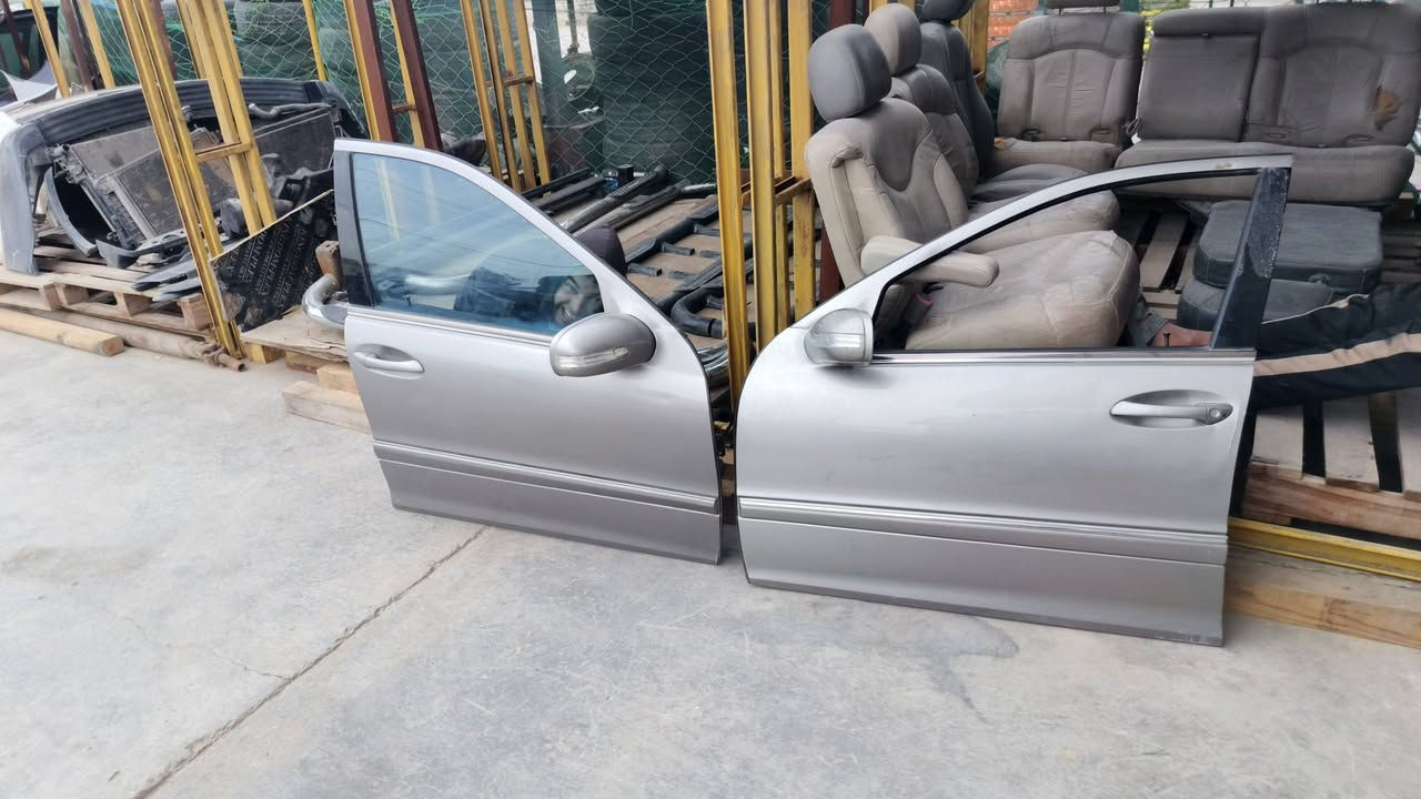 بوب مارسدس للبيع السعر 250وبيهن مجال المكان حصوة طريق حله بغداد بل مشروع الرقم ***********يتوفر واتساب
