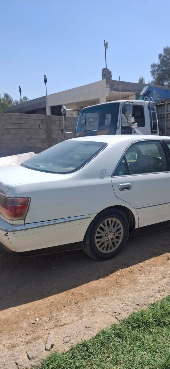 السلام عليكم ملكه موديل ٢٠٠٣ اصل امسجله ٢٠٠٤ مكفوله كص ونقل جثه بيه تبديل جاملغ فقط شاصي ١٧١ مكينه vvt رقم صدامي وكاله فقط السعر ٦٥ وبيه مجال للاستفسار الاتصال ***********
