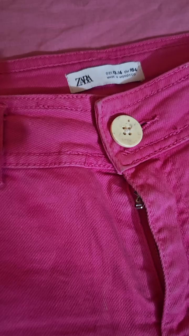 السلام عليكم للبيع فستان وبناطير بنطلون وردي قياس 36 والبيجي 38 والأسود 32 والسمائي 32 والفستان يلبس حد عمر 11 سنة والبنطلون الي بي جيوب قياس 36 السمائي سعر الفستان 45 الف والبناطير على 7الاف  عنوان سويب البياع قرب فلكة الميتين و الملابس جديدات استعمال مرة وحدة


**إذا كنت صاحب هذا الإعلان وتريد حذفه لأي سبب، رجاءا أرسل رسالة إلى الدعم الفني**