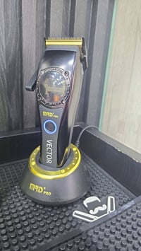 ماكنة خياطة • مستخدمة ٢٥ يوم • ٣ كفرات