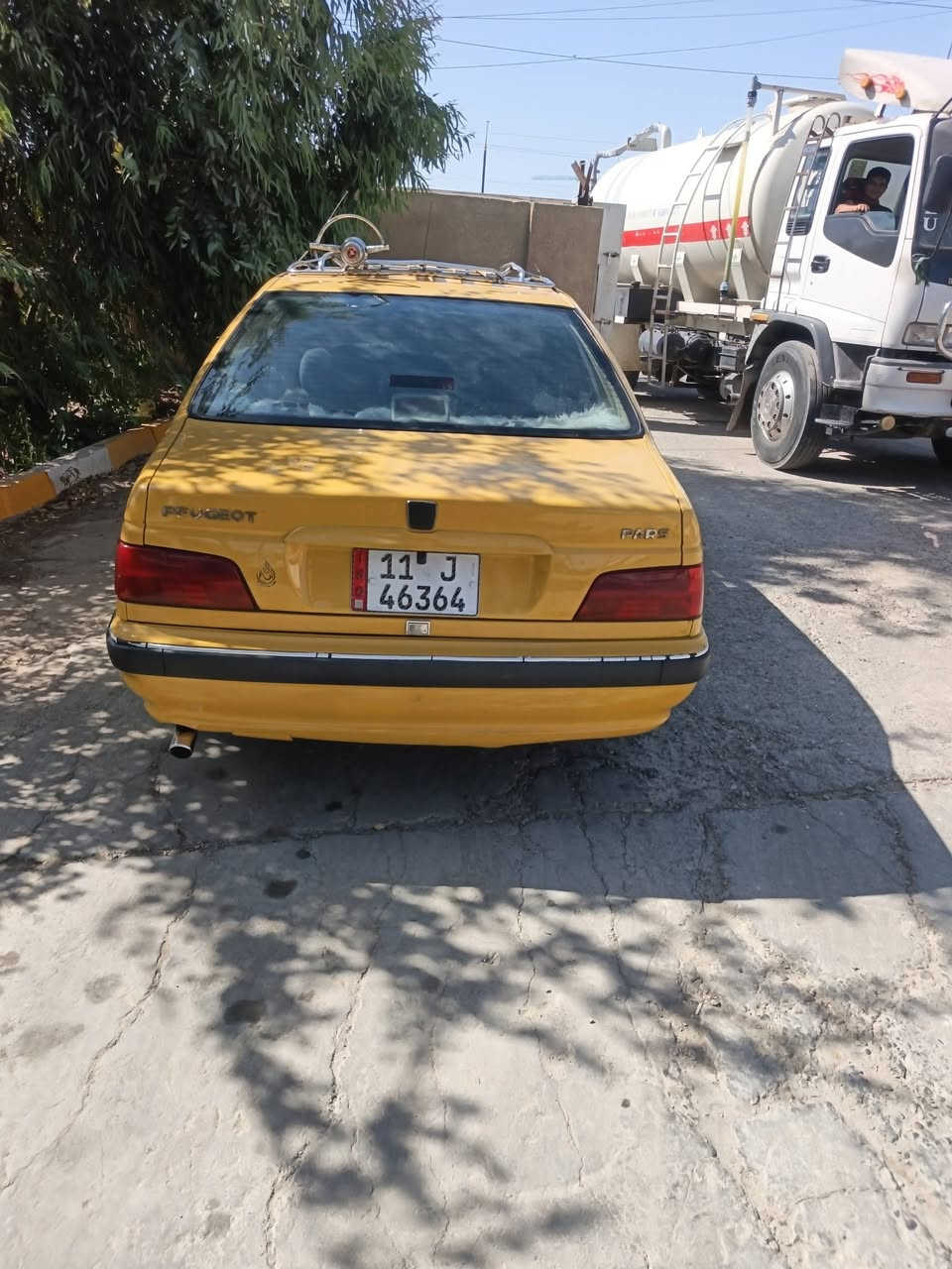 السلام عليكم  بيجو بارص موديل ١٥ كير محرك خير من اللة تبريد ثلج حدادية كاملة  بيهة تبديل بنيد وصبغ جاملغ الخلفي نصف منة    عارضهة ب٤٠ وبيهة مجال قليل ***********
