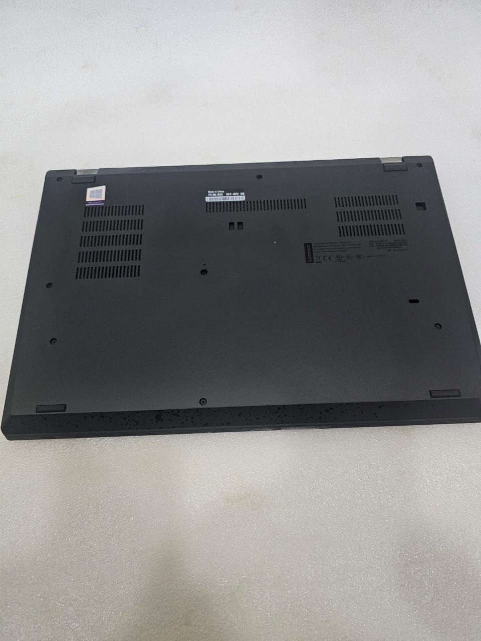 🔥        Lenovo P53s مستعمل (اسعارنا اكيد الانسب)           ( 485 الف دينار)
    ألاجهزة استيرادنا الخاص من امريكا🔥
✨ المواصفات
المعالج: الجيل  الثامن  U Intel® Core™ i7-8th Gen
الذاكرة (RAM): سعة 16.0. ⚡
التخزين SSD 512 GB 
كارت شاشة منفصل 2 كيكا بايت نفيديا كوادرا P53s
 الشاشة : حجم 15.6  FHD
·                   .
·

✅ لماذا تختار هذا الجهاز؟
البطارية: نضمن لك تشغيل مستمر لمدة ساعتين على الأقل (ضمان فعلي). 🔋
الحالة: نظافة ممتازة . 💎
 ممتاز للاعمال الهندسية وبرنامج الاتوكاد وبرامج الذكاء الاصطناعي والامن السيبراني
ضمان 10 ايام


💰 السعر والمعلومات:  
📍 ملاحظة هامة: أسعارنا مدروسة بعناية وهي الأنسب في السوق، لذا نعتذر عن التفاوض على السعر 🛑
📞 للحجز والاستفسار***********📩 أو راسلنا مباشرة عبر رسائل الصفحة.
