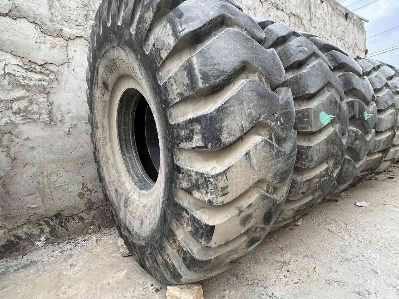 سلام عليكم ورحمة الله وبركاته)
تايرات باله مستورد احجام مختلفه

٣٣-٦٥-٣٥

٢٥-٥-٢٩

٢٥-٥-٢٦

٢٥-٢١٠٠

٢٥-١٨٠٠

٢٥-٥-٢٣

٢٥-١٦٠٠
العنوان نجف الاستفسار*********** واتساب
حيدرالجبوري
