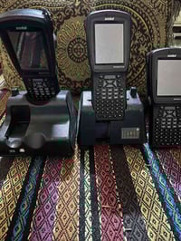 خوان عندي هاذا الجهاز شاغلات بس بطاريه ماكو ابو القلم لمس للبيع جدد بس...