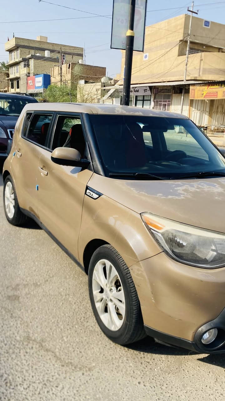 🔥 للبيع كيا صول 2015 – محرك 2000 GDI 🔥
✔ السيارة باسمي

✔ مكينة 2000 GDI 

تم فتح رأس المحرك سابقاً كان بدايه كازكيت وتبدل

 • المحرك يعمل بصورة طبيعية حالياً

 • جاهزة للفحص بأي مكان

✔ كير مكفول

✔ مرايات جانبية كهربائية

✔ تحكم ستيرن

✔ نظام ECO + SPORT

✔ مانع انزلاق (ESP)

✔ تبريد وتدفئة شغال 100%

✔ حدادية جديدة

الضرر السابق كان فقط باب السايق + الباب الخلفي + الجام وتم التصليح. وصوره موجوده

السيارة استخدام يومي وجاهزة للفحص بأي مكان

السعر 95 ورقة وبي مجال بسيط  

للاستفسار التواصل خاص 

مكاني كربلاء المقدسة


**إذا كنت صاحب هذا الإعلان وتريد حذفه لأي سبب، رجاءا أرسل رسالة إلى الدعم الفني**