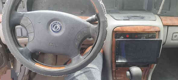 السلام عليكم 
كيا اوبارس كومة حديد سعرها ٣٠ ورقة وبيها مجال للطيبين مكانها بغداد أكلفها من السرقة والغرامات رقم بغداد صدامي سيارة شغاله *********** بغداد
