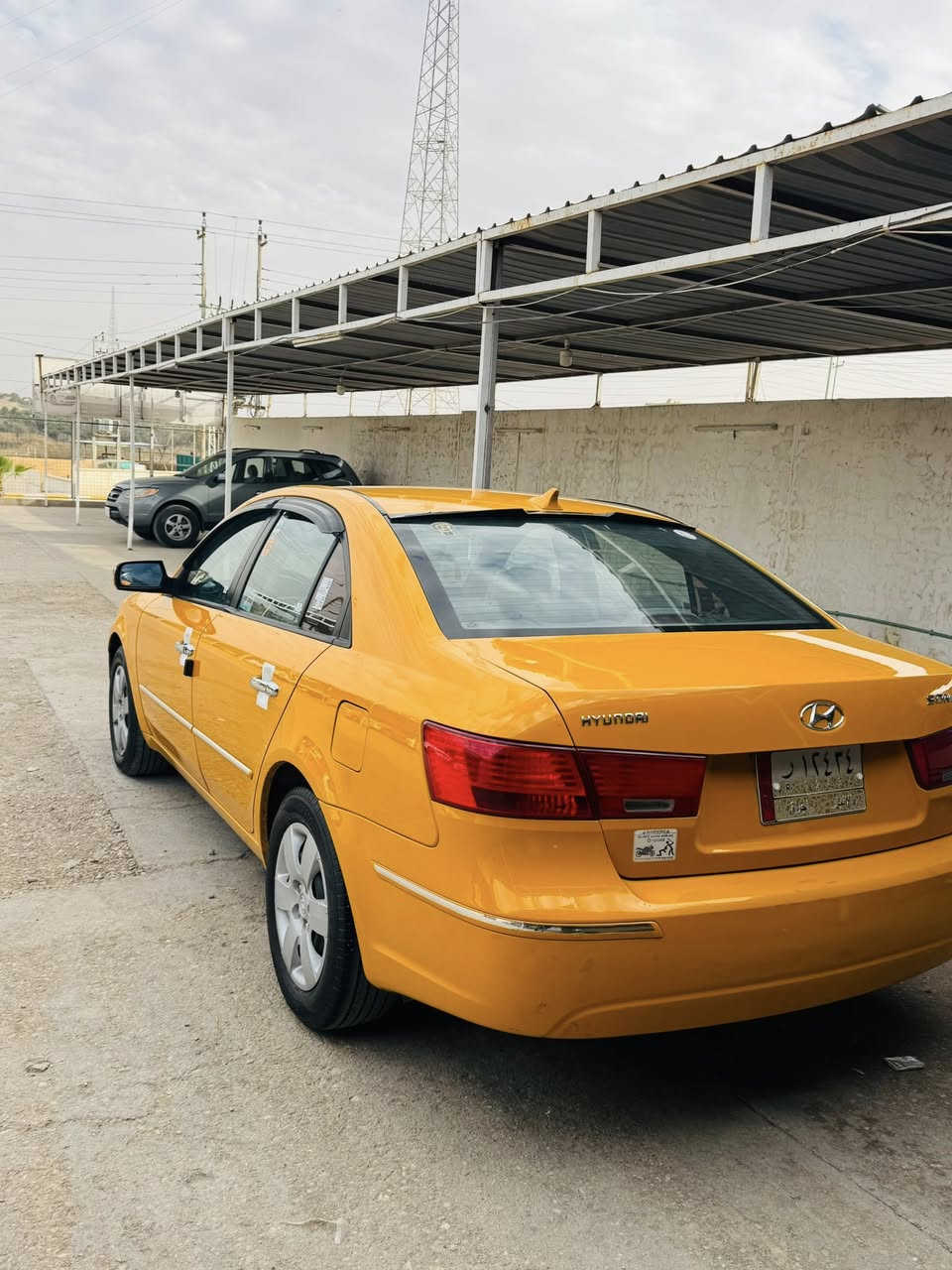 سوناتا امريكي 2010ضرر جاملغ امامي سياره حلوه وجديده 
محرك شرط التنقيص كير صدر تخم تاير جاهزه لشغل جماعت التكسي سعر سني 95 بلاش رقم انبار شرط التحويل متواجده في معرض الجوهره اي ستفسار ***********
