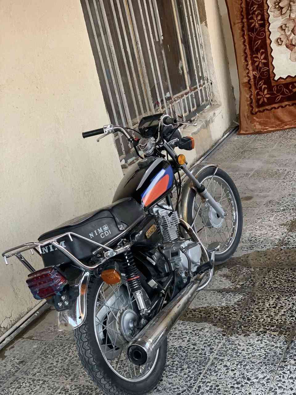 السلام عليكم دراجه نامه للبيع مديل ٢٥ مشكلتها  بس صوت بالمكينه ودراجه شغاله مابيها ي نقص   السعر 550وبي مجال مكاني ديالى كنعان الاتصال ***********
