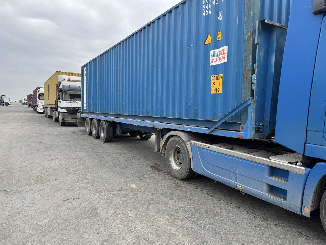 ‏سلام عليكم عربانة أوروبية ثلاث دنا ق جاهزة وجديدة للبيع العنوان بصر صفوان جاهزة كهربا بريكات  ***********￼
