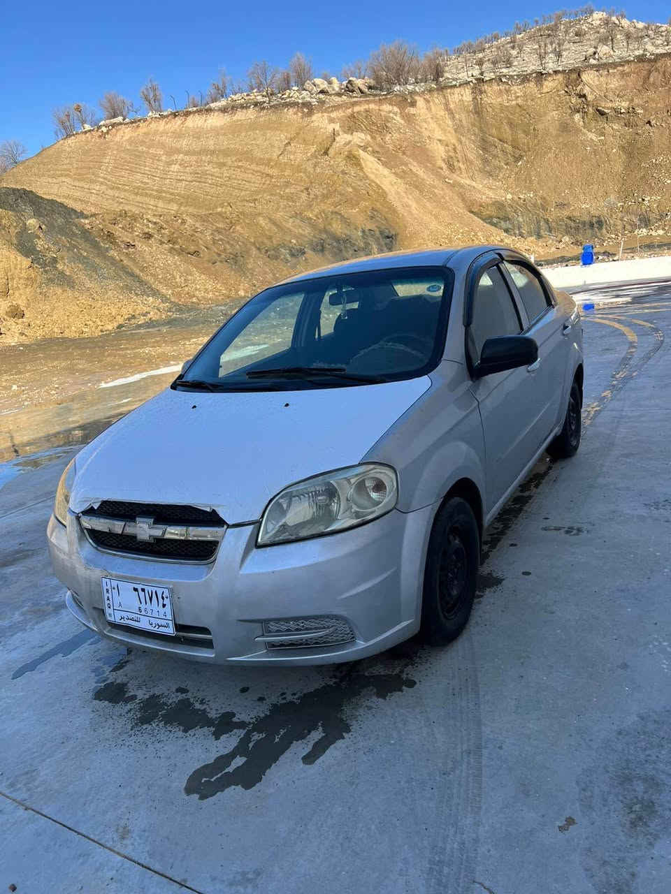 ئەڤیۆ  2009
گێڕ مەکەینە بەشەرت
مەکینە گەورە 
مەنفیست اسلی
پاکانەی بۆ کراوە 
یەک پارچە بۆیاخ بێزەڕبە 
سەیارەکە جوان جایزیە دیناری مەسرەف تێ دانیە بۆ زانینی نرخ نامە بێنرە یاخود پەیوەندی بکە
***********
*********** سوران, أربيل
