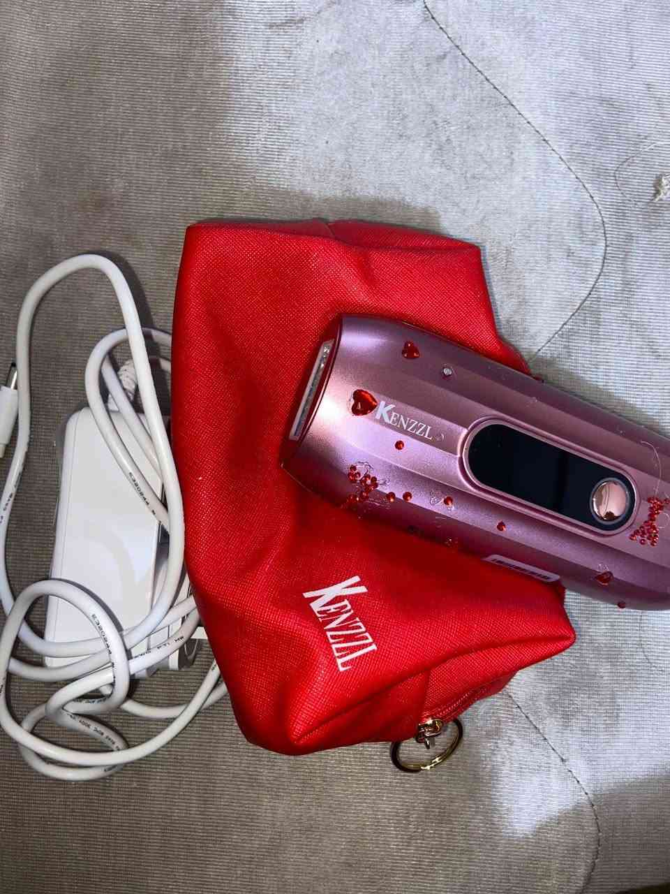 السلام عليكم عندي جهاز ليزر من شركة كينزل الثلجي اخر اصدار وياه نظارات وكرت ضمان ع الجهاز في حال العطل يستبدل استخدام قليل من خامس جلسة يبين الفرق الله شاهد ابيعه200 وبيه مجال سبب البيع الحمل💙عنوان بغداد/مدينة الصدر التواصل على الرقم بي واتساب ***********
