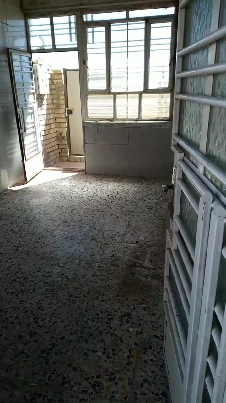 السلام عليكم بيت للايجار بمقاطعة ٣/١٠ خلف حي التراث طابق واحد ١٠٠ متر مربع للاتصال ***********
