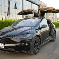 للبيع تيسلا 2023 موديل x   اعلى صنف 5 مقاعد  Tesla X Plaid 1020 حصان ا...