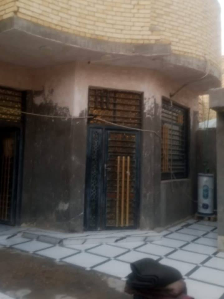 بيت للبيع بناء حديث
1...100م خلفي
2/طابو صرف ✅ 

العنوان 📌 حي الفداء نهاية شارع ابو لبنان

✅ بناء حديث

✅كونكريت طابوك وستاره وبيتونه شغل درجه اولى طابق واحد 

يحتوي على 👇🏻
غرفة وديوانية وصاله ومطبخ وصحيات داخليه وخارجيه

السعر 73 وبي مجال بسيط

ماعليك سوى الاتصال بالرقم *********** 🏪
